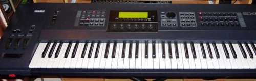 Floppy emulator in Yamaha ex5.jpeg